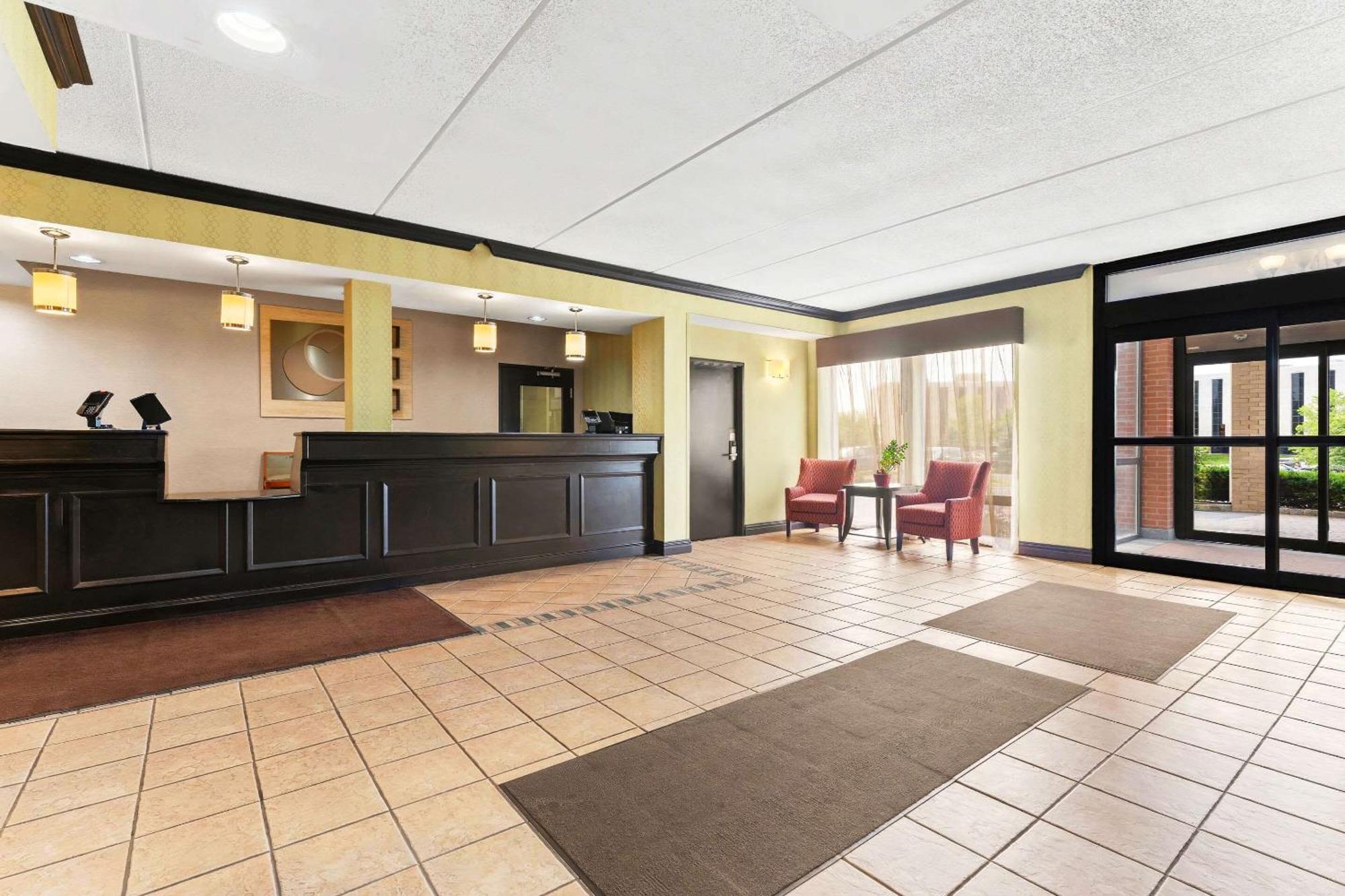 Comfort Lehigh Valley West Inn 3*