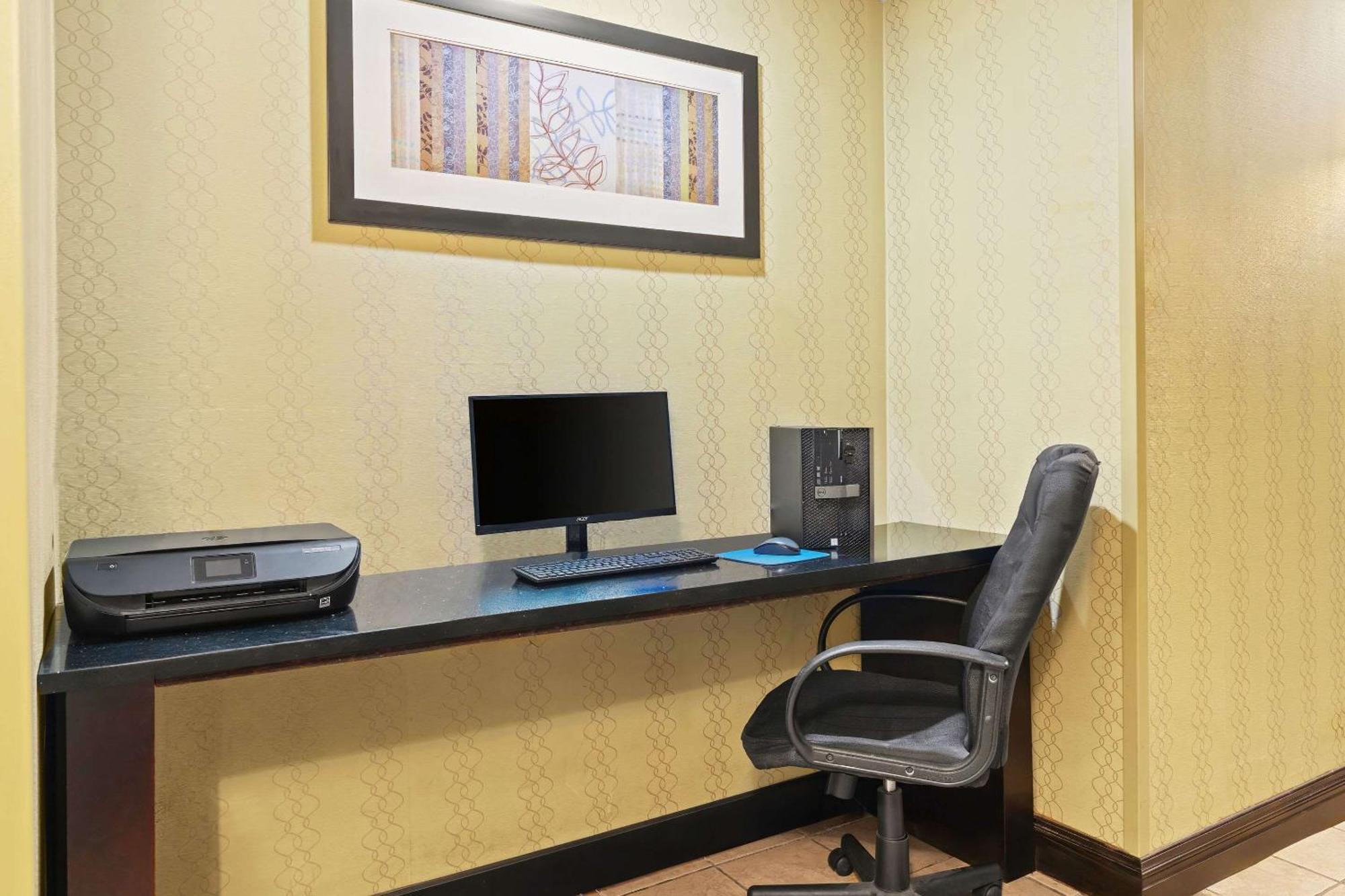 Comfort Lehigh Valley West 3*