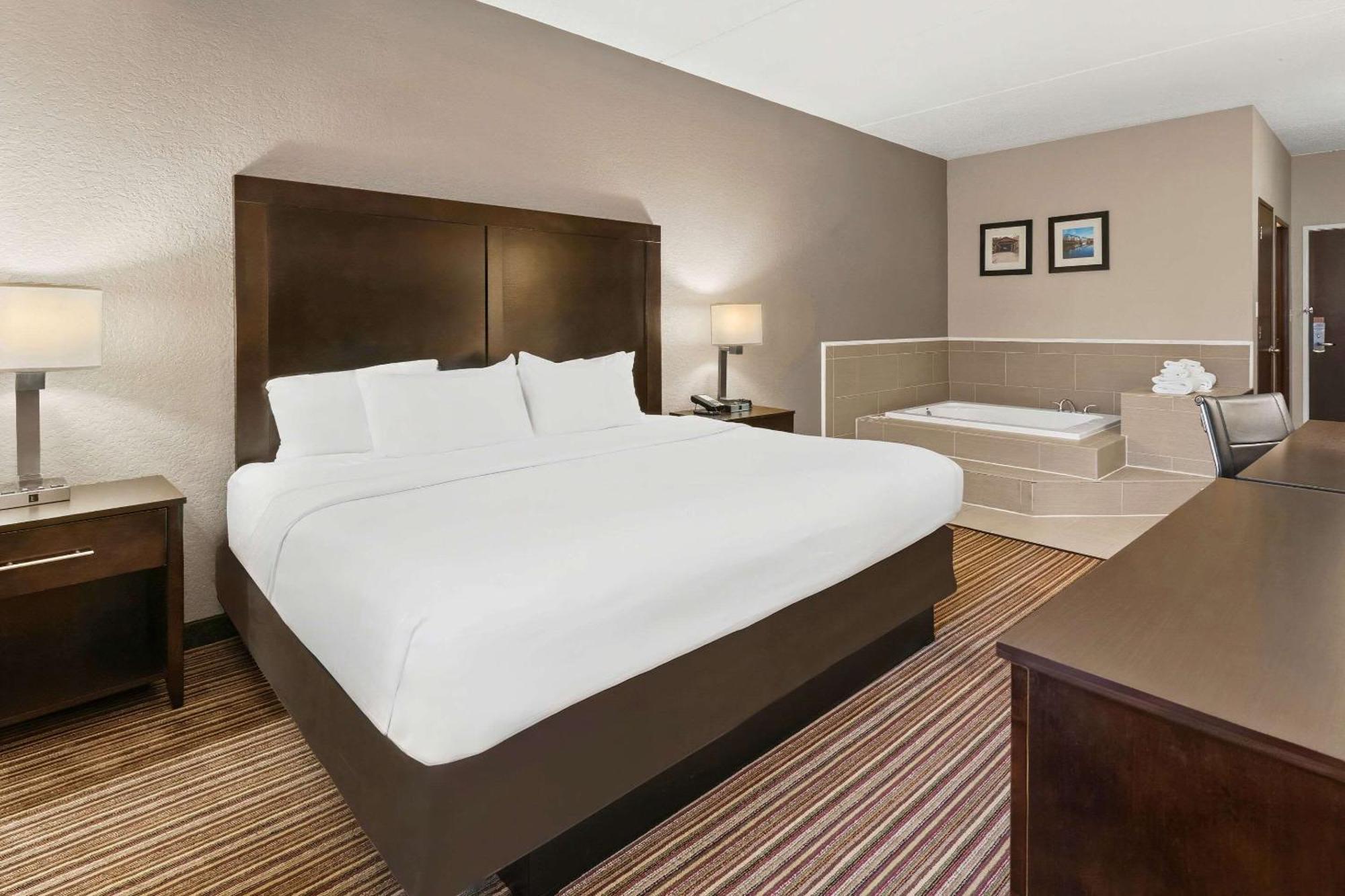 Comfort Lehigh Valley West 3*