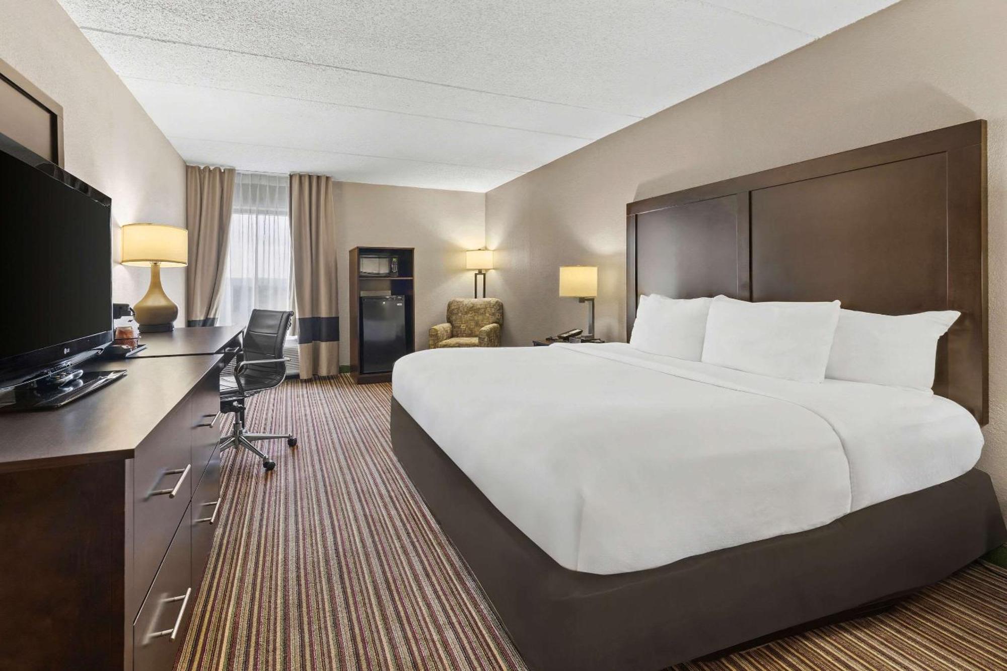 Comfort Lehigh Valley West Inn 3*